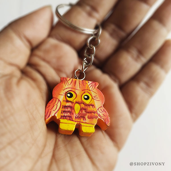 Eco-friendly wooden owl keyring